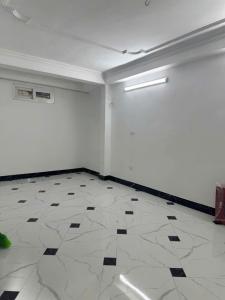 Cầu Giấy 40m2 - 5 Tầng mặt ngõ cực Đẹp - Kinh Doanh tốt - 10,8 Tỷ